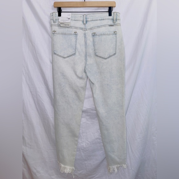 Kancan NWT Light Wash Denim High Rise Frayed Hem Ankle Length Skinny Jeans 13/30 - Picture 7 of 7